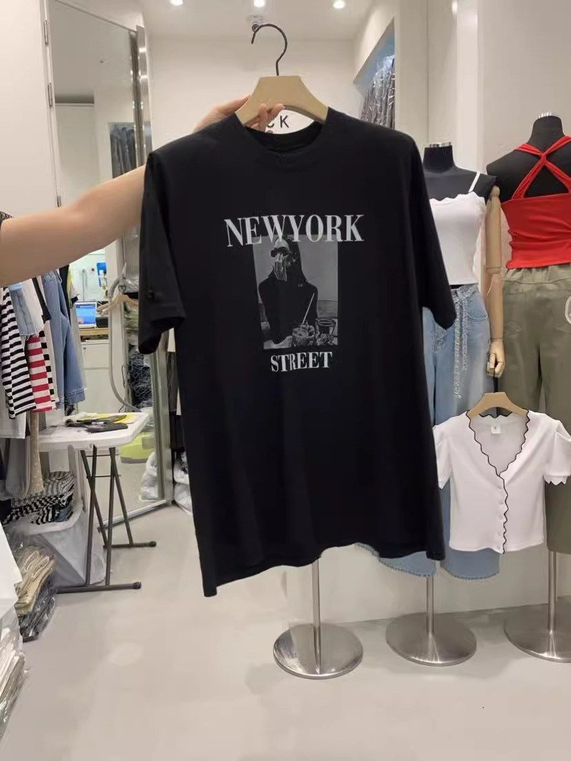 Damska koszulka z grafiką w st – Street Fashion New York 2026 recenzja i cena